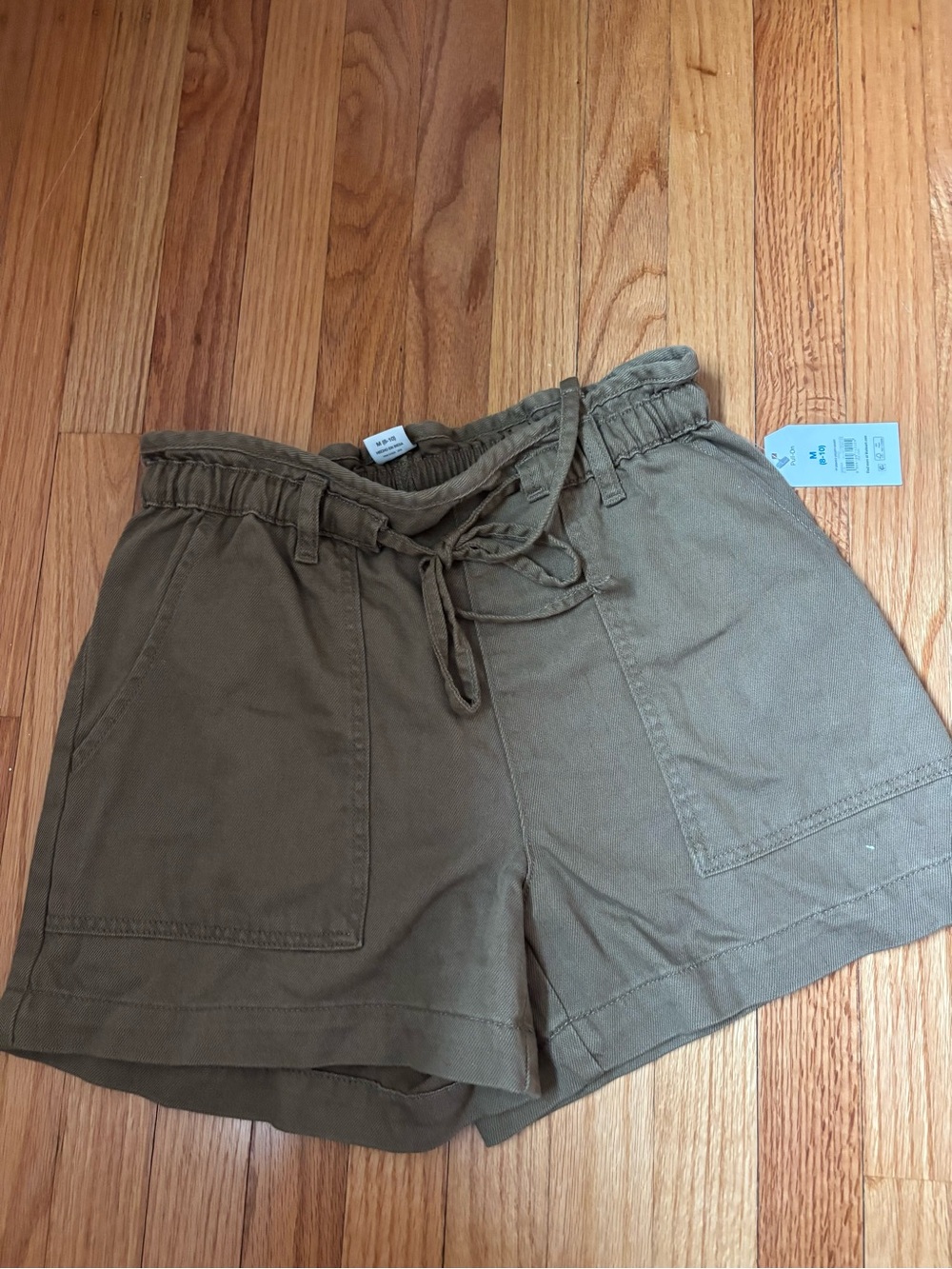 Time and Tru Olive High-Waist Tie-Waist Women's Shorts